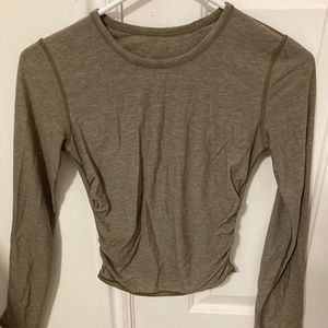 Lululemon long sleeve crop top